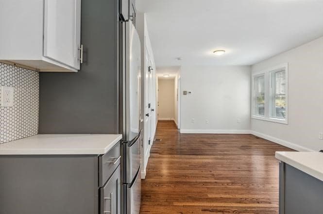 4 Family at 183 Whitwell St, Quincy MA 02169, Quincy, photo 6 of 16