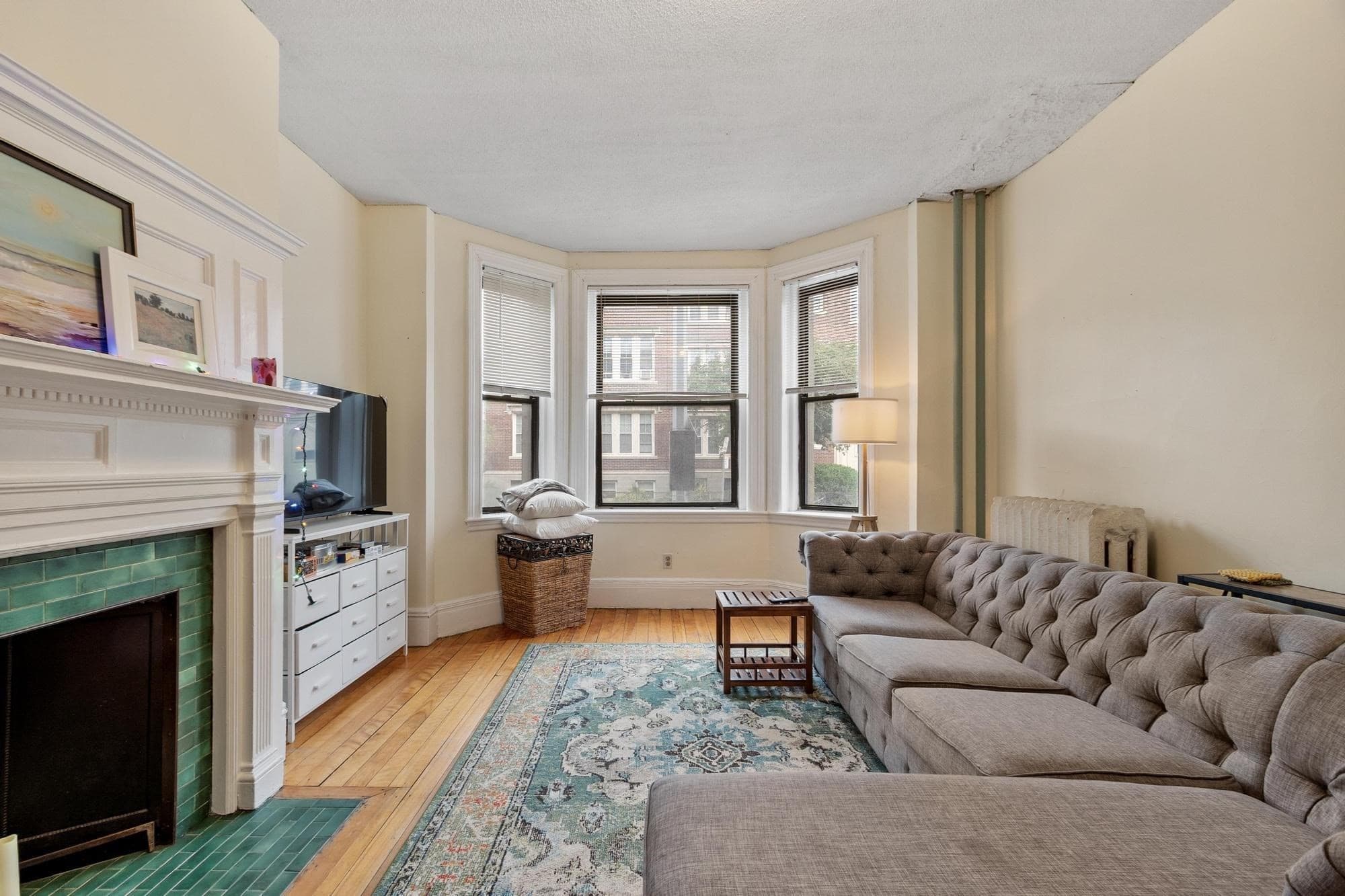 16 Glenville Ave # 1, Boston MA 02134