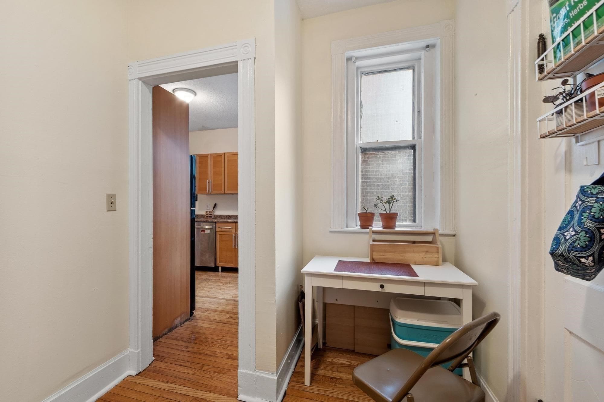 Condominium at 16 Glenville Ave # 1, Boston MA 02134, photo 9 of 18