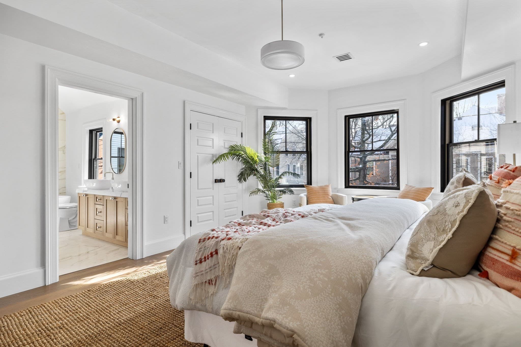 Condominium at 43 Wendell Street # 43, Cambridge MA 02138, Cambridge, photo 5 of 12