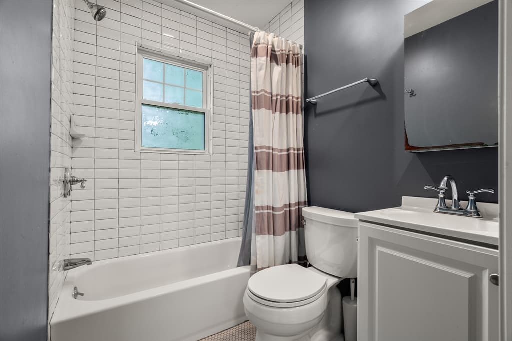 Multi Family at 5-7 Fenno Street, Cambridge MA 02138, Cambridge, photo 10 of 24