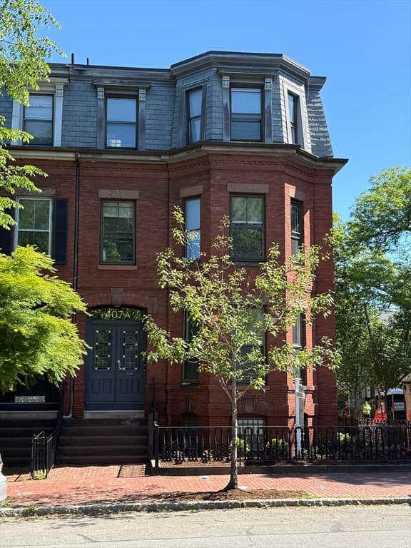 3 Family at 407A Broadway, Cambridge MA 02138, Cambridge, photo 35 of 36