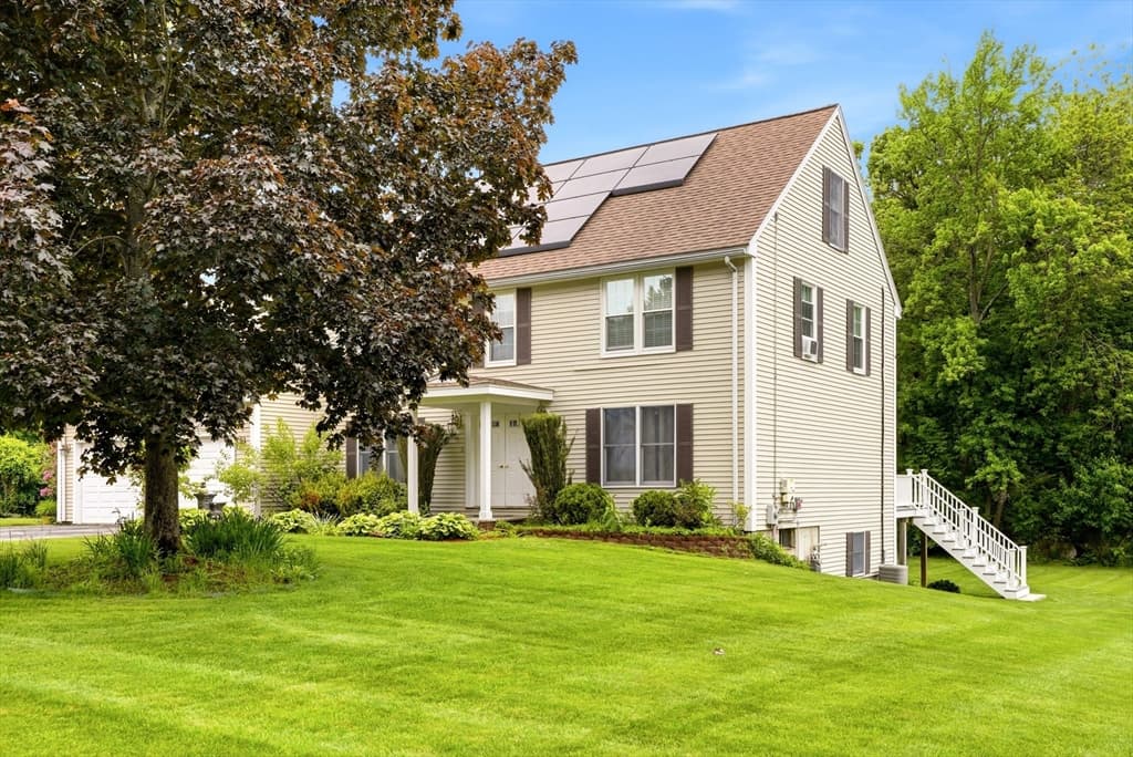 Single Family Residence at 11 Balmoral Drive, Methuen MA 01844, Methuen, photo 34 of 41