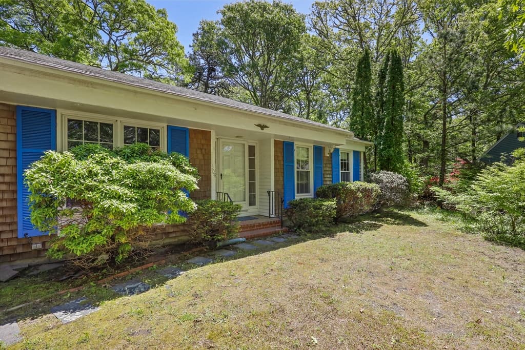 Single Family Residence at 304 Round Cove Road, Chatham MA 02633, Chatham, photo 2 of 30