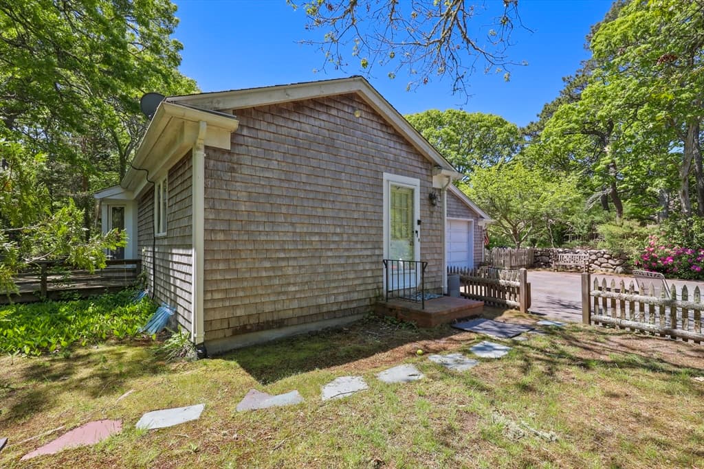 Single Family Residence at 304 Round Cove Road, Chatham MA 02633, Chatham, photo 25 of 30