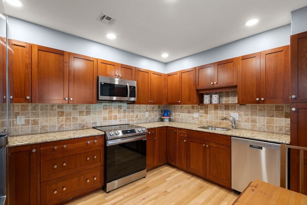 210 Nahanton St # 219, Newton MA 02459 photo 9