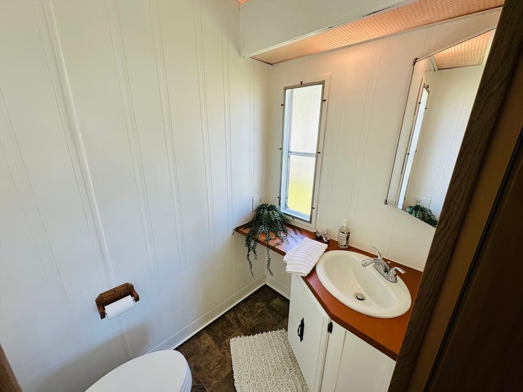 Mobile Home at 22 Contessa Dr., Springfield MA 01119, Springfield, photo 21 of 37