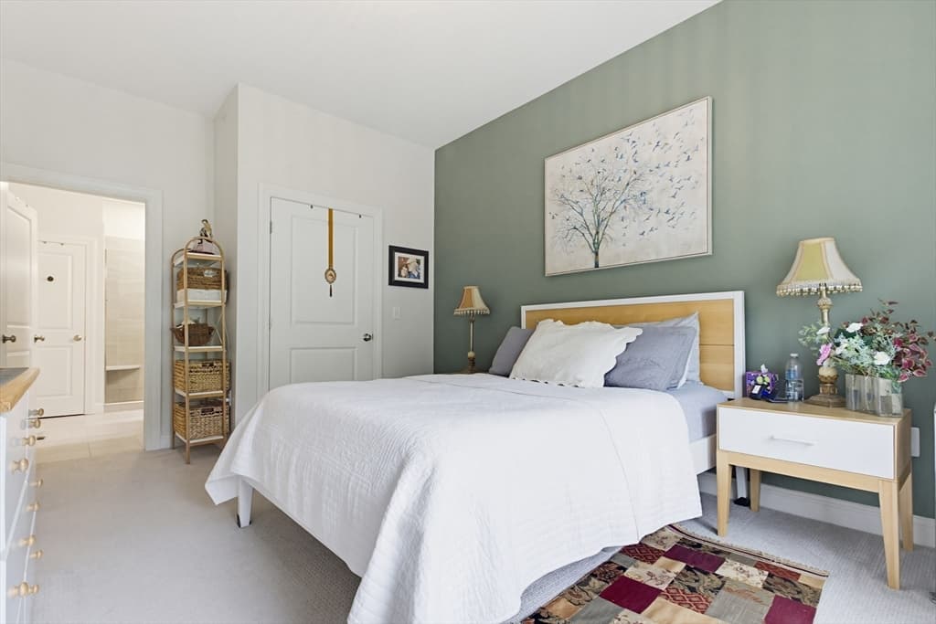 Condominium at 3307 Briarwood Vlg # 3307, Clinton MA 01510, photo 13 of 33