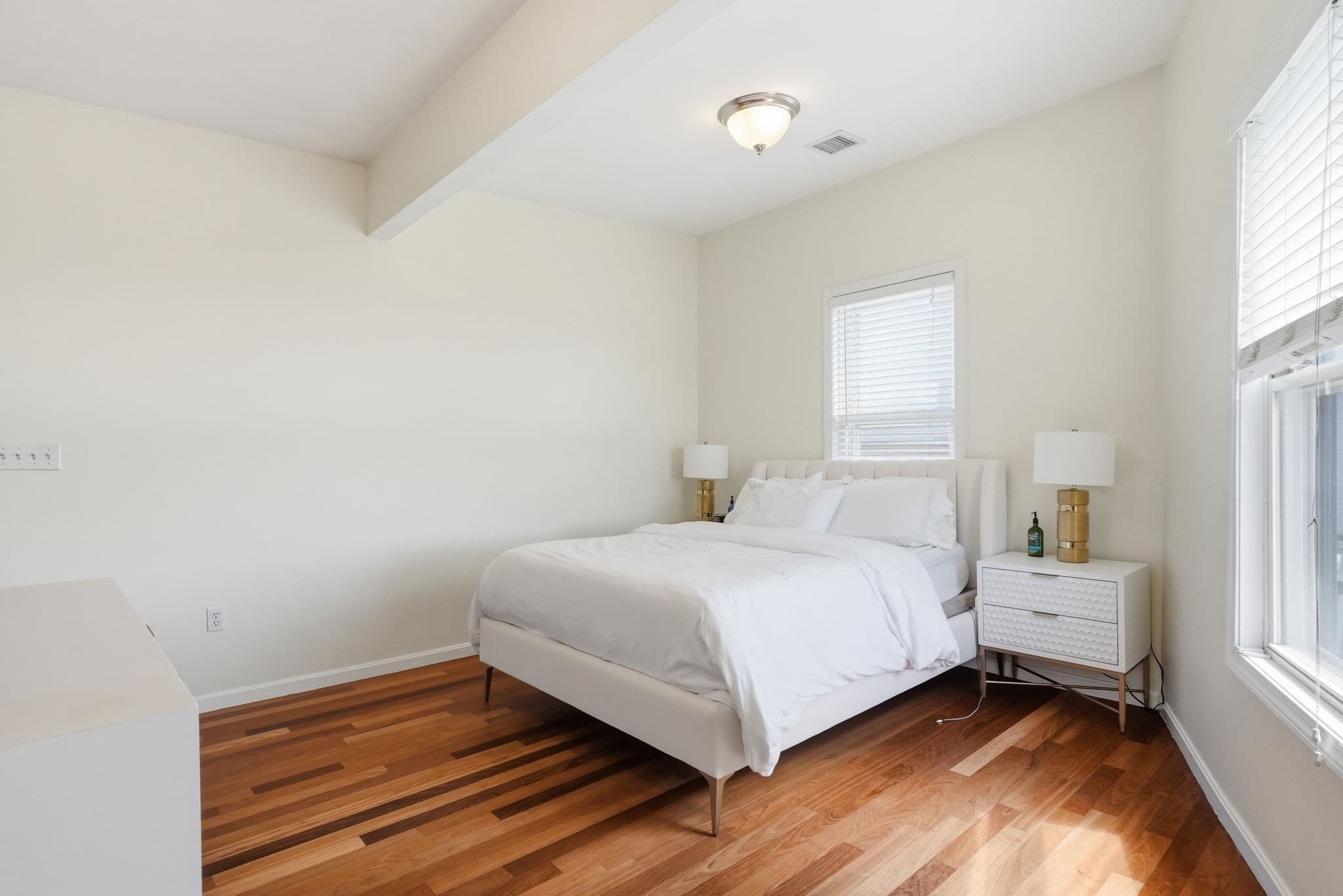 Condominium at 841 Saratoga St # 3, Boston MA 02128, Boston, photo 9 of 27