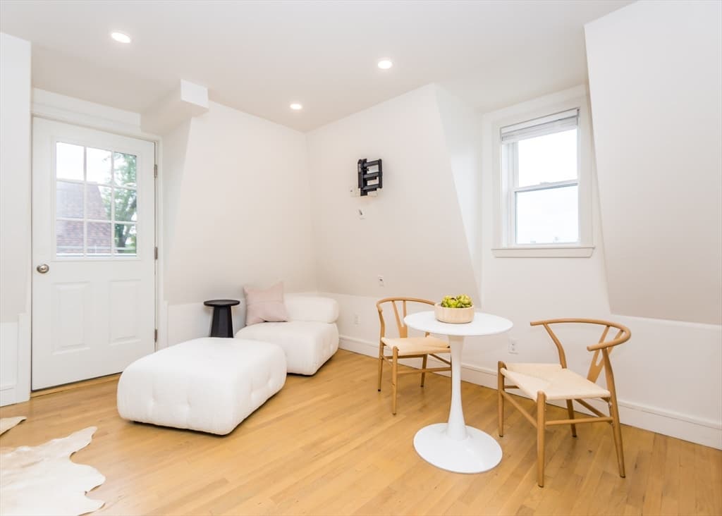 92 Brown Street # 5, Waltham MA 02453 photo 6