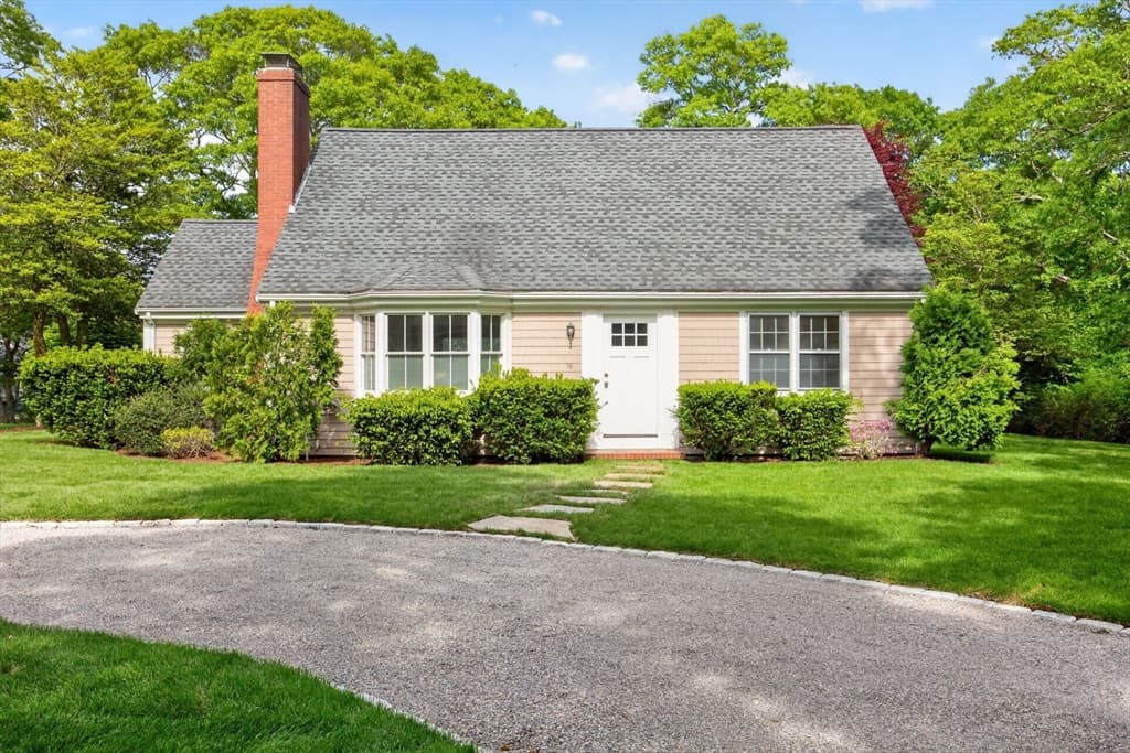 16 Maple Road, Barnstable MA 02632