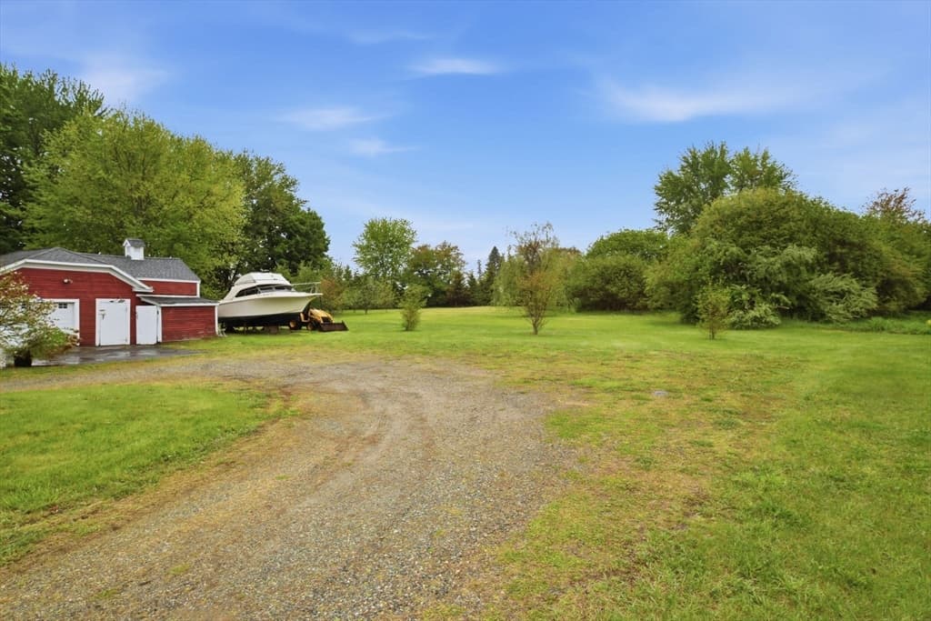 482 Holyoke St, Ludlow MA 01056 photo 38
