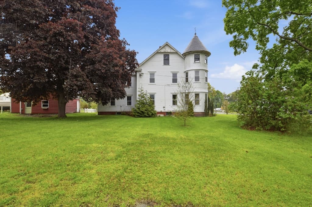 482 Holyoke St, Ludlow MA 01056 photo 39