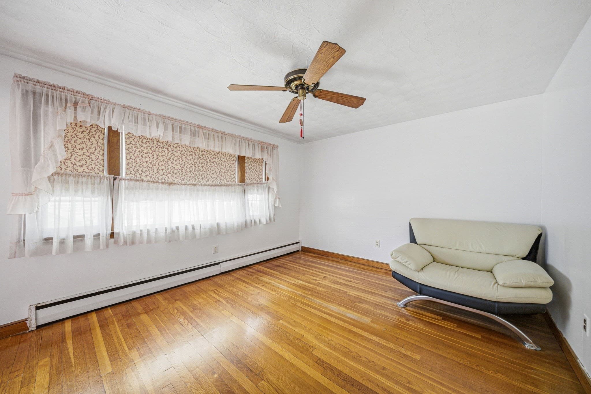 Single Family Residence at 185 Washington St, Malden MA 02148, photo 26 of 36