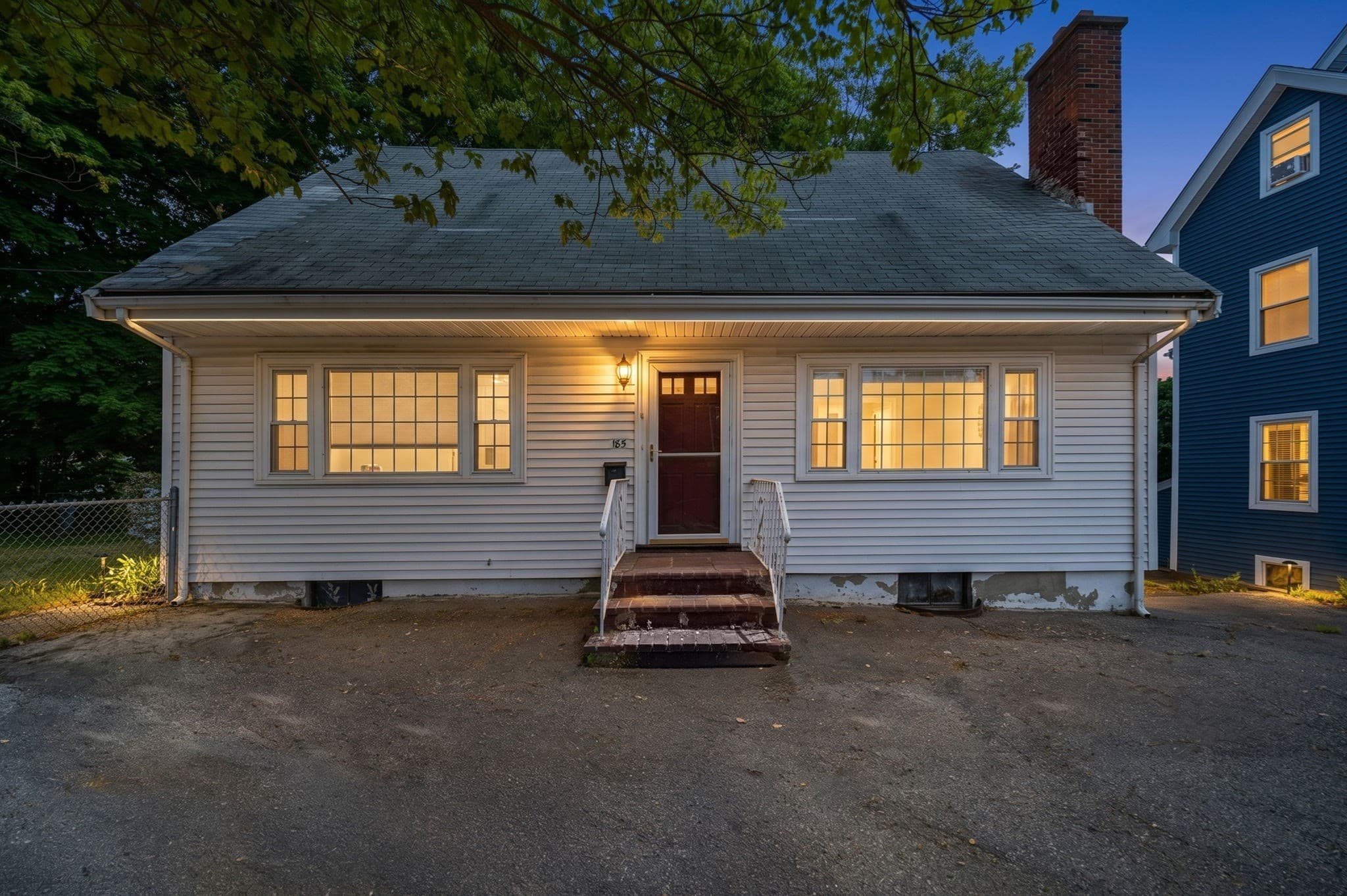 Single Family Residence at 185 Washington St, Malden MA 02148, photo 3 of 36