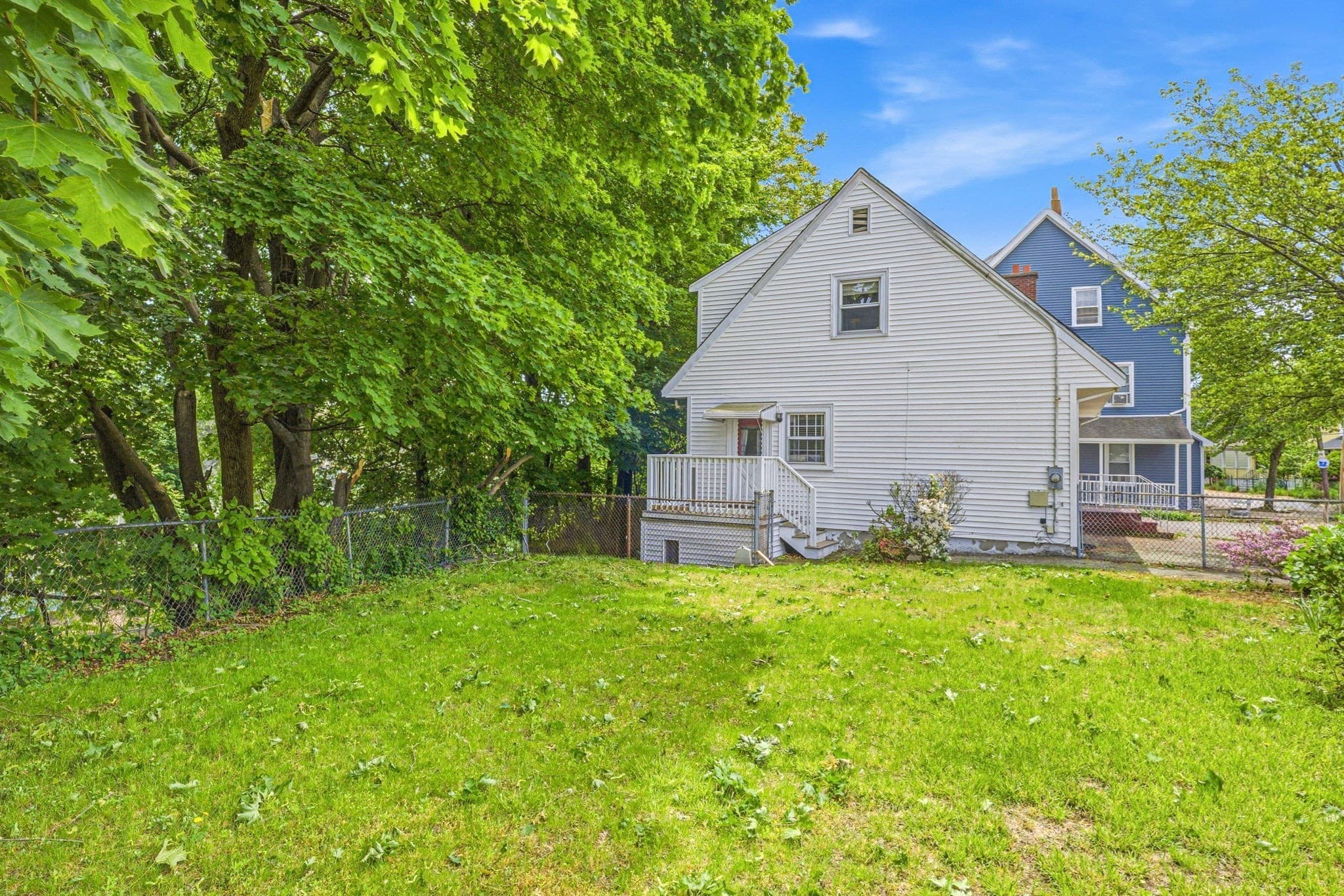 Single Family Residence at 185 Washington St, Malden MA 02148, photo 4 of 36