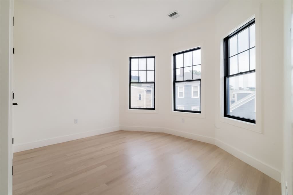 387 Norfolk St # 3, Cambridge MA 02139 photo 20