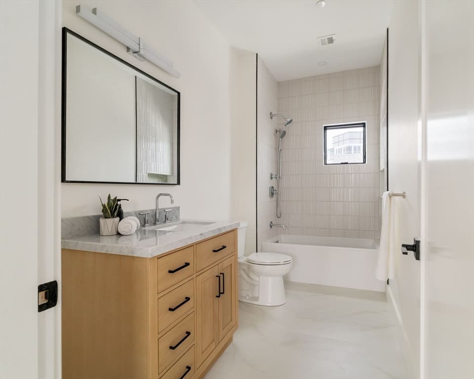 387 Norfolk St # 3, Cambridge MA 02139 photo 21