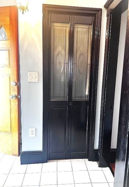 Multi Family at 10-12 Fairview Ave, Swampscott MA 01907, Swampscott, photo 6 of 37