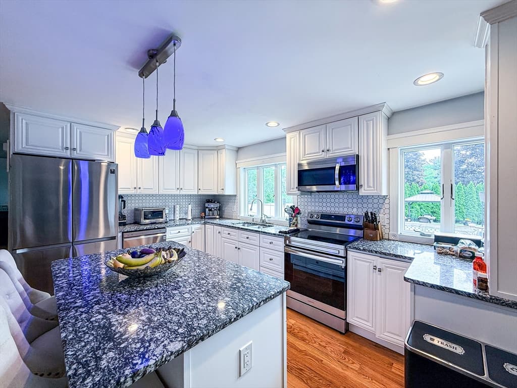 31 Jefferson Rd, Northborough MA 01532 photo 4