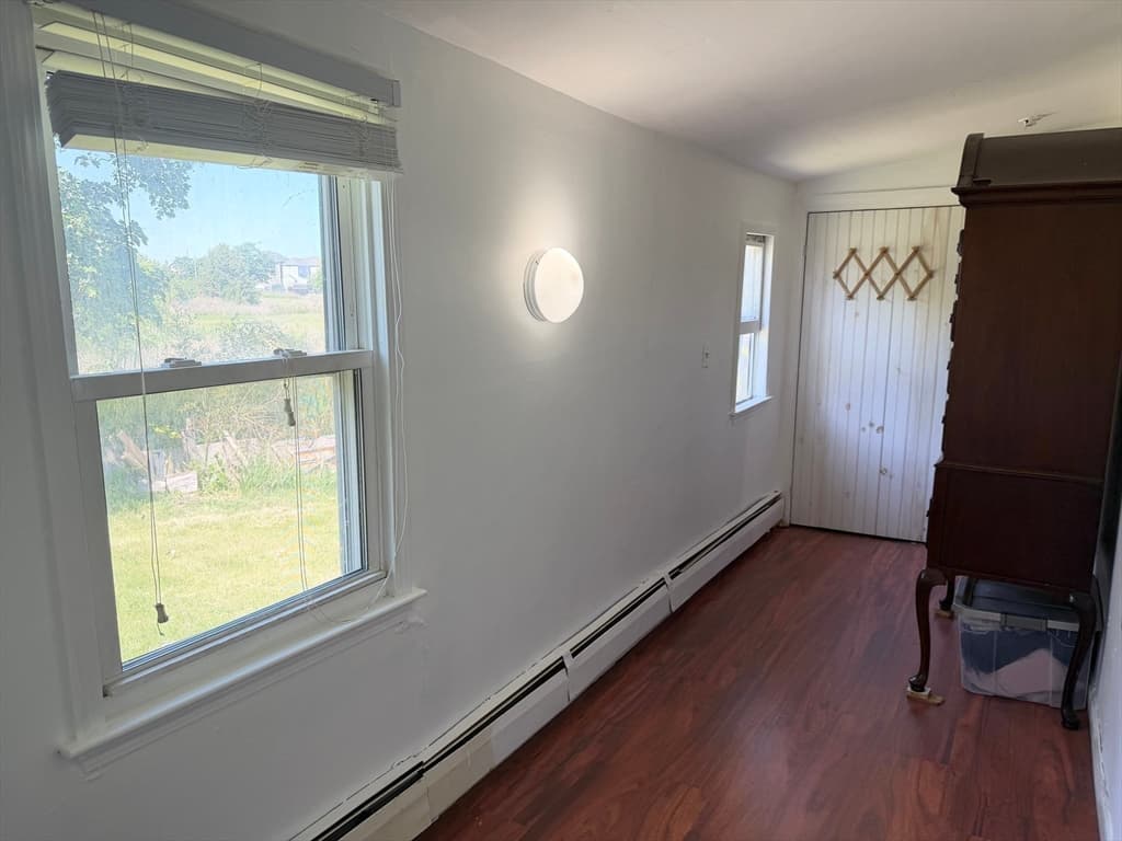 576 Sea St, Quincy MA 02169 photo 9