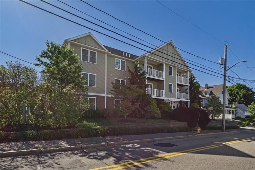 153 Sumner St # 1, Quincy MA 02169 photo 3