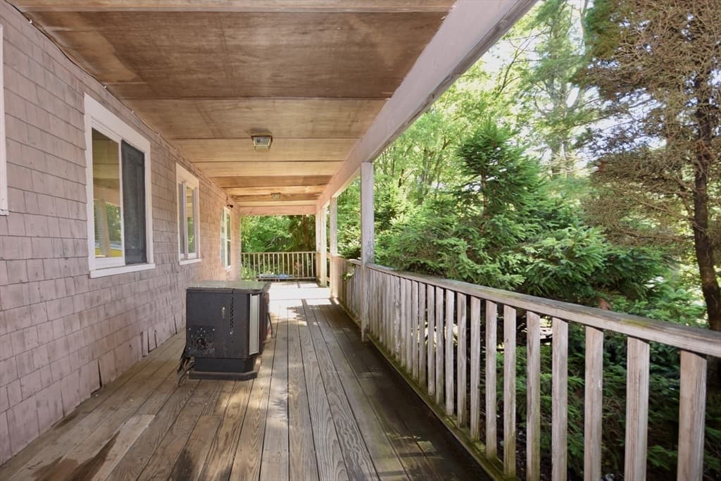 19 South Kingman Street, Lakeville MA 02347 photo 4