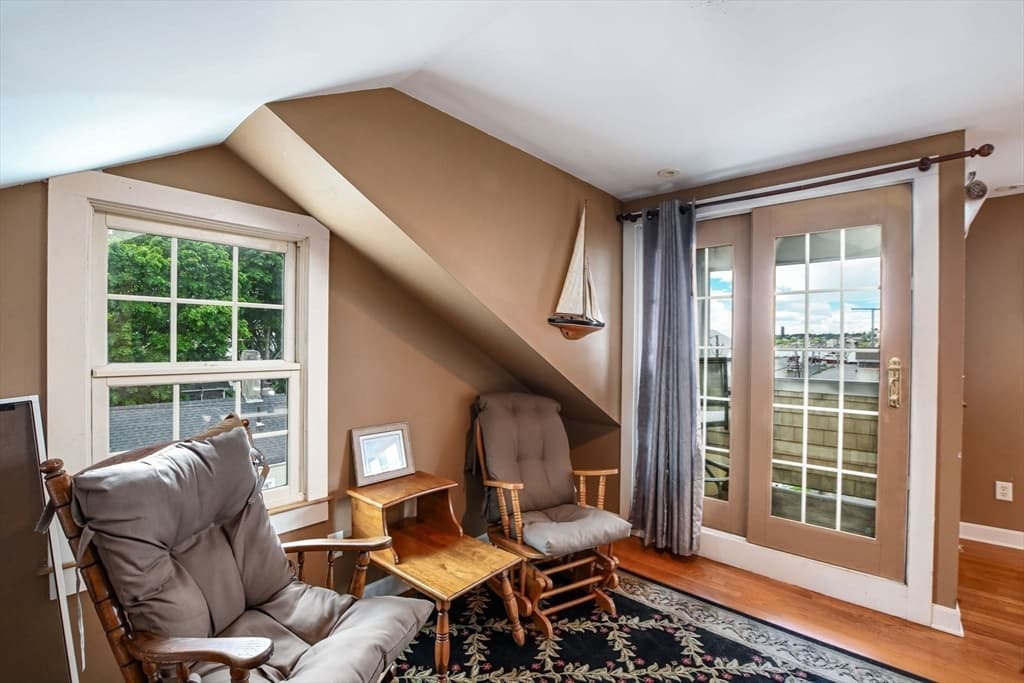 Single Family Residence at 16 Middle St, Fairhaven MA 02719, photo 13 of 34