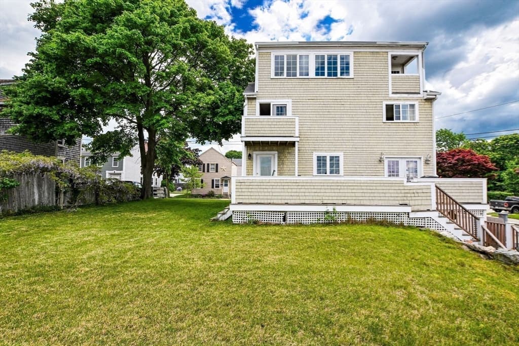 Single Family Residence at 16 Middle St, Fairhaven MA 02719, photo 26 of 34
