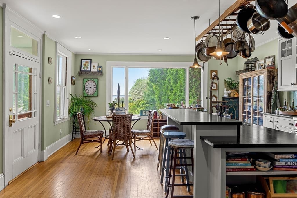 29 Galloupes Point Road, Swampscott MA 01907 photo 10