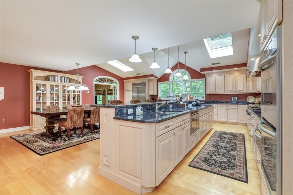 3 Aberdeen St, Windham NH 03087 photo 5