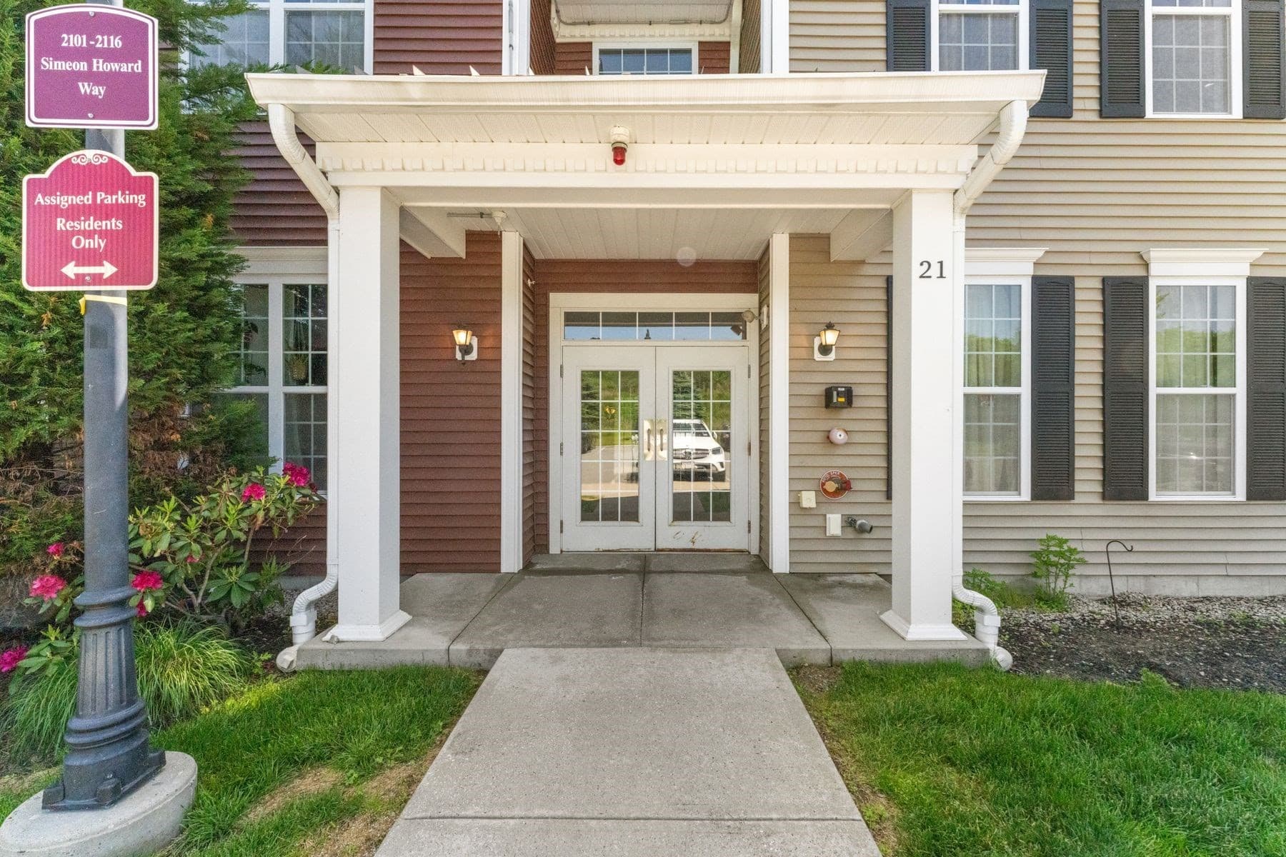 2106 Simeon Howard Way # 2106, Westborough MA 01581