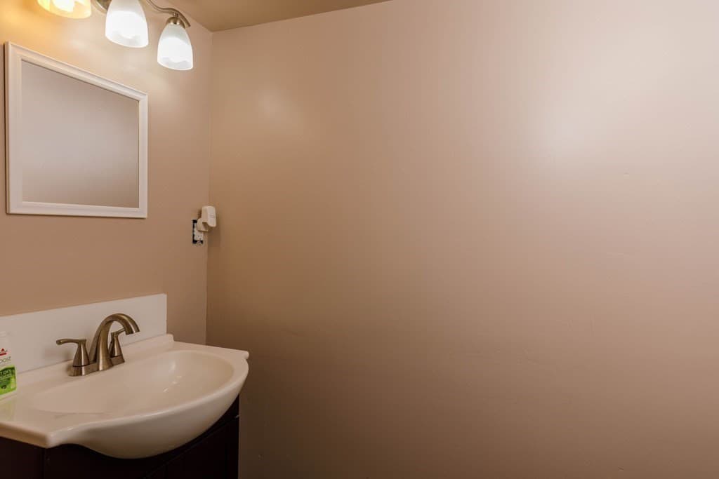 Single Family Residence at 145 Malburn Street, Leominster MA 01453, photo 31 of 42