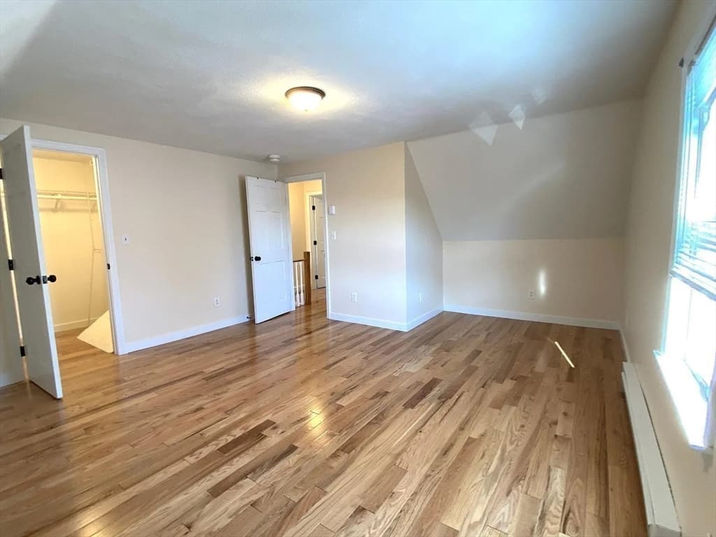 4 Family at 18-20 North High Street, Melrose MA 02176, Melrose, photo 16 of 37
