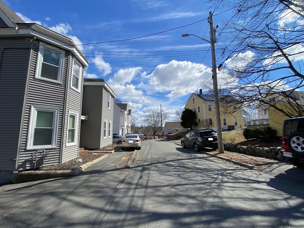 4 Family at 18-20 North High Street, Melrose MA 02176, Melrose, photo 35 of 37