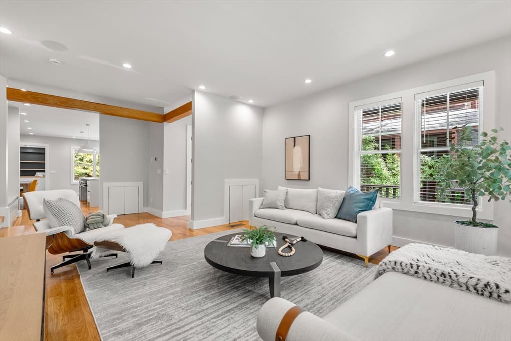 24 Sigourney St # 2, Boston MA 02130 photo 17