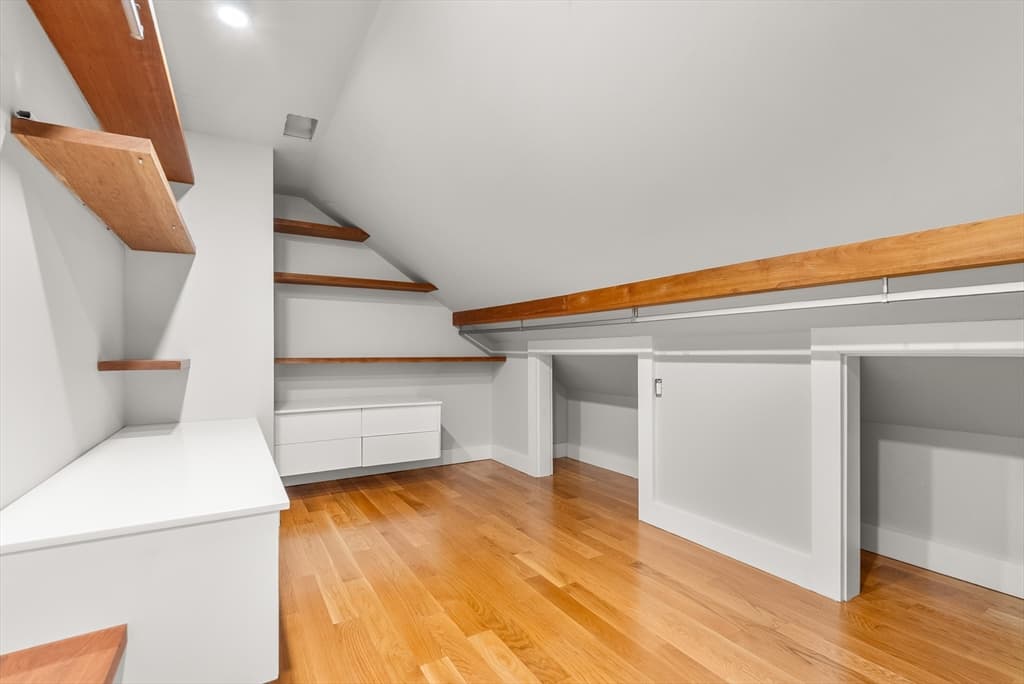 24 Sigourney St # 2, Boston MA 02130 photo 26
