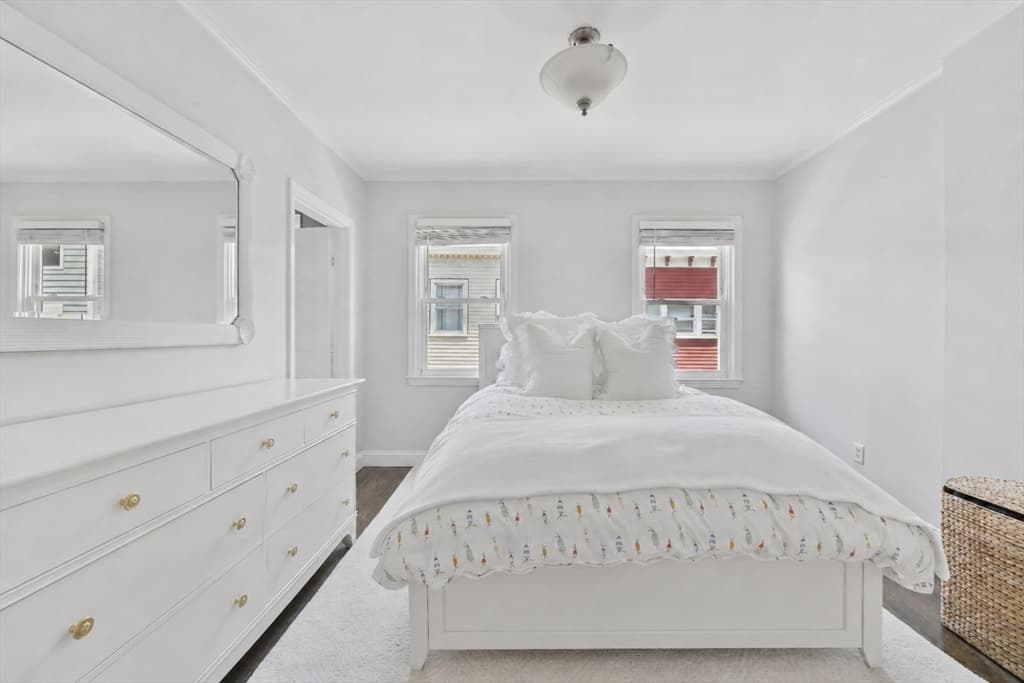 Condominium at 253 Gold St # 2, Boston MA 02127, Boston, photo 7 of 10