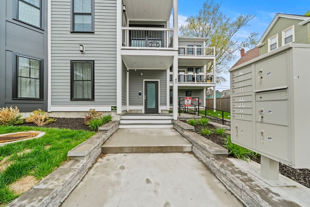 Condominium at 43 Withington St # 3, Boston MA 02124, Boston, photo 3 of 24