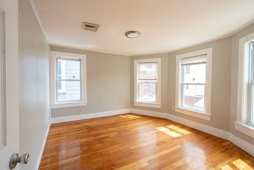 716 Lawrence St., Lowell MA 01852 photo 10