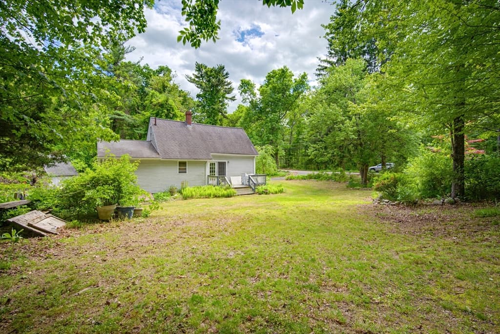 Single Family Residence at 41 Jordan Road, Franklin MA 02038, photo 17 of 18