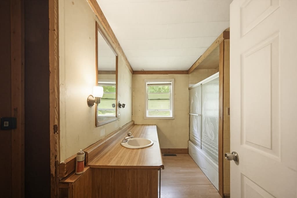 Single Family Residence at 41 Jordan Road, Franklin MA 02038, photo 7 of 18