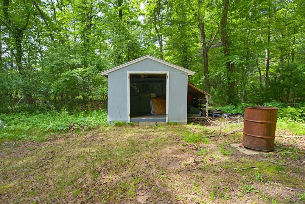 Single Family Residence at 41 Jordan Road, Franklin MA 02038, photo 18 of 18