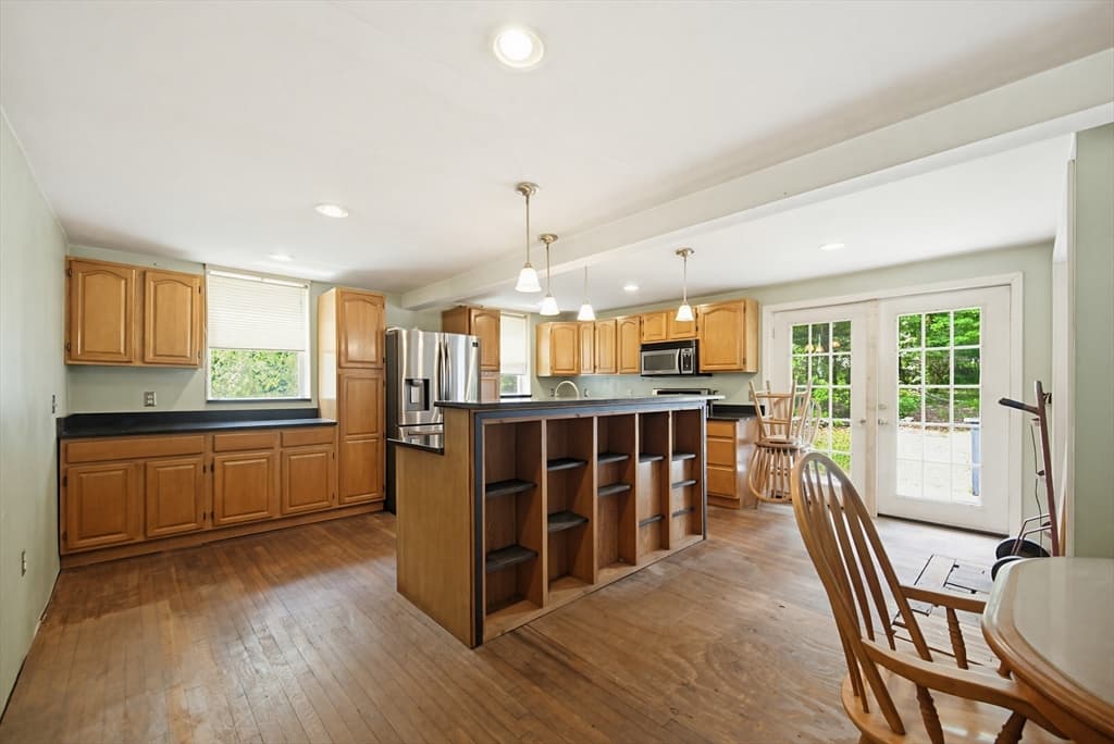 Single Family Residence at 41 Jordan Road, Franklin MA 02038, photo 4 of 18