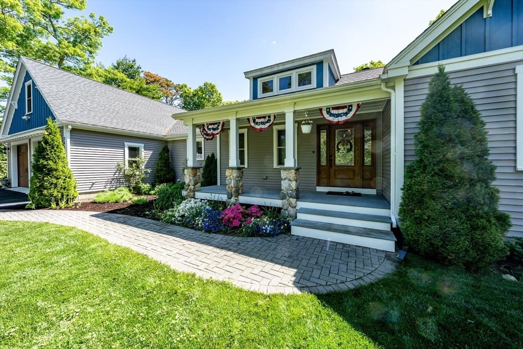 265 Cotuit Rd, Mashpee MA 02649 photo 2