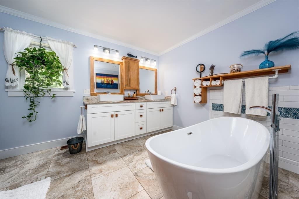 265 Cotuit Rd, Mashpee MA 02649 photo 16