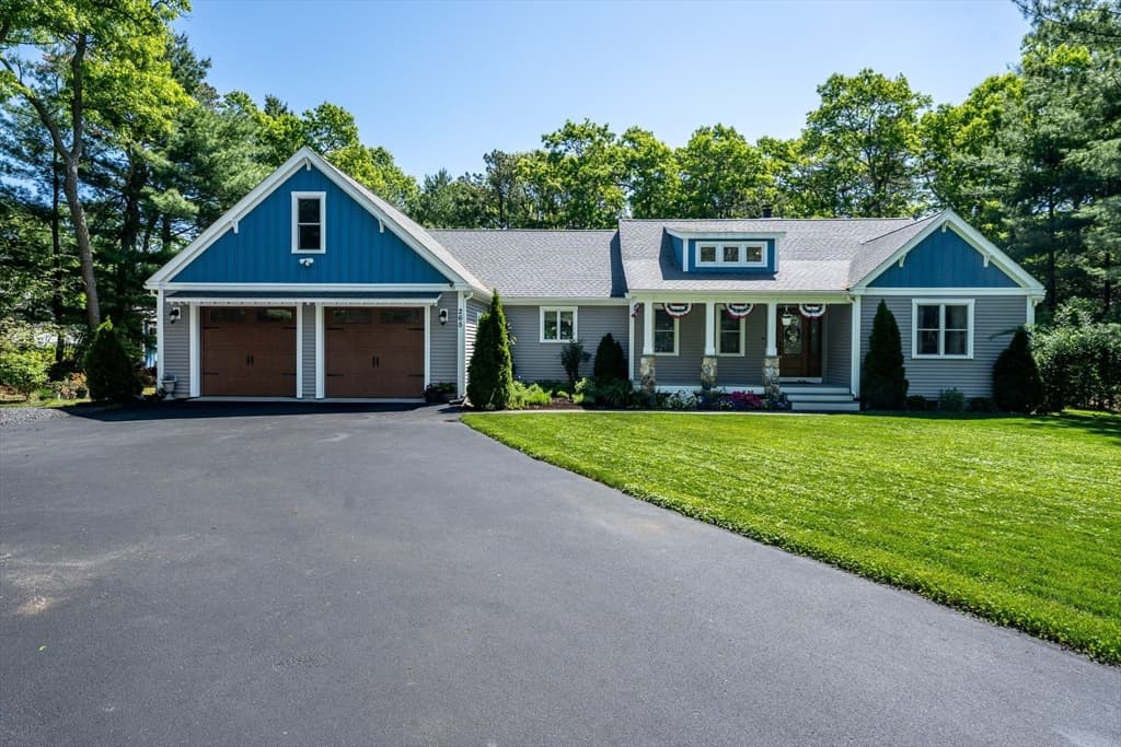 265 Cotuit Rd, Mashpee MA 02649