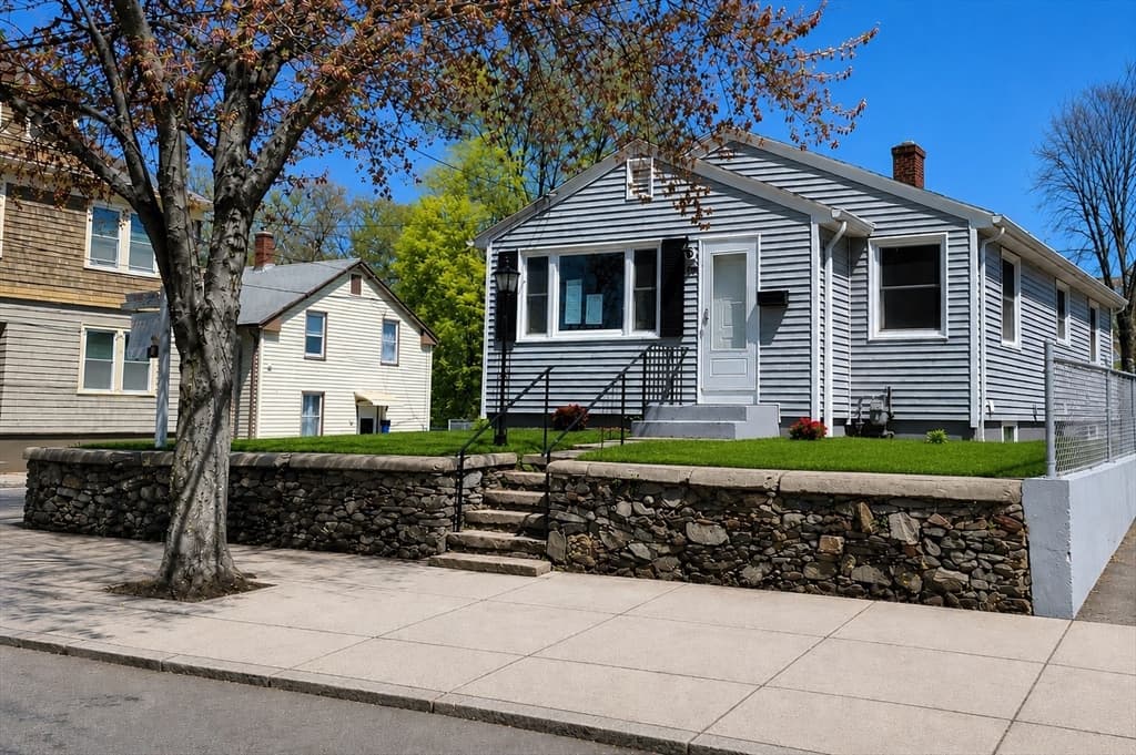 103 Opper Street, Providence RI 02904