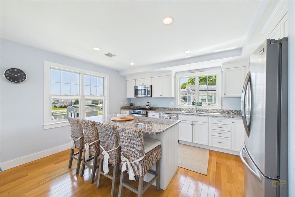 35 Shore Dr, Mattapoisett MA 02739 photo 13