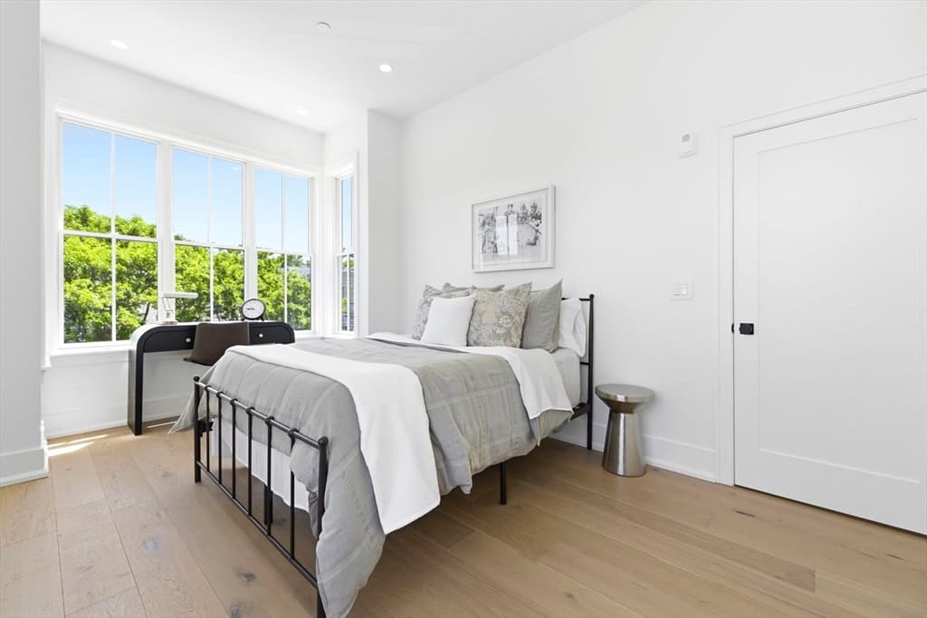 Condominium at 4471 Washington St # 1, Boston MA 02131, Boston, photo 23 of 30